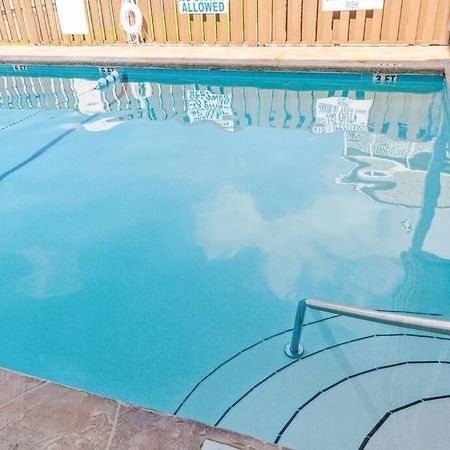 Right Across Beach Pool View Private Balcony By Zen Living Short Term Rental Мертл-Біч Екстер'єр фото